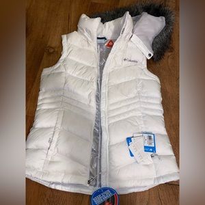 Womens Columbia jacket! Size Medium